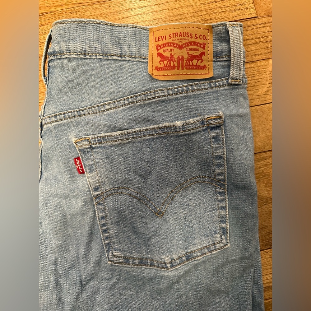 Levi jean shorts